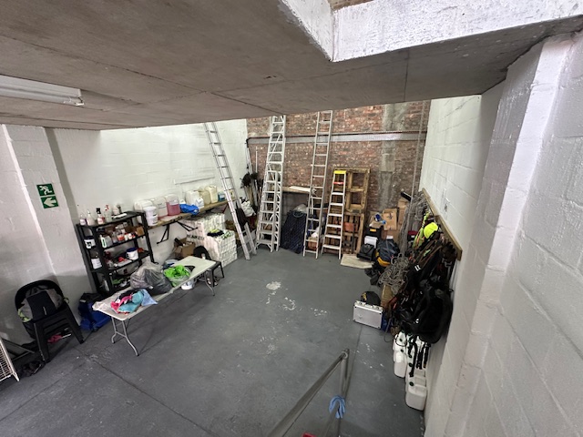To Let commercial Property for Rent in Maitland Western Cape